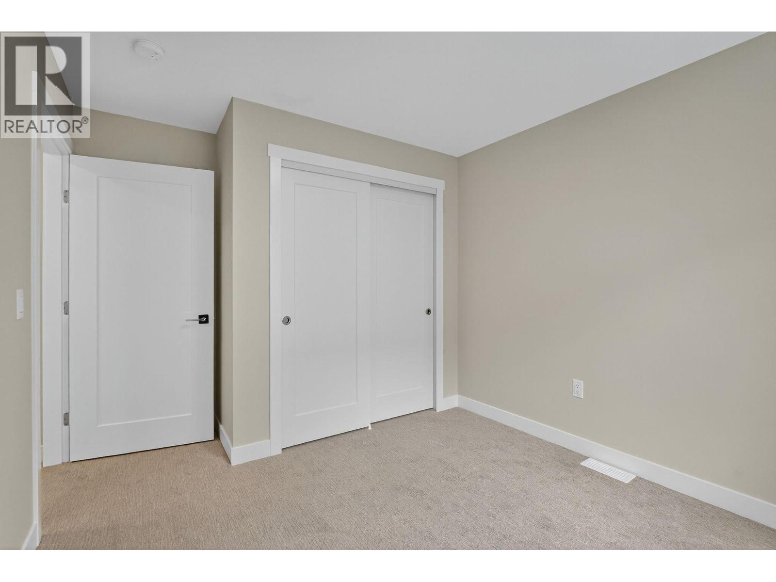 #179 4025 Gellatly Road S - 22