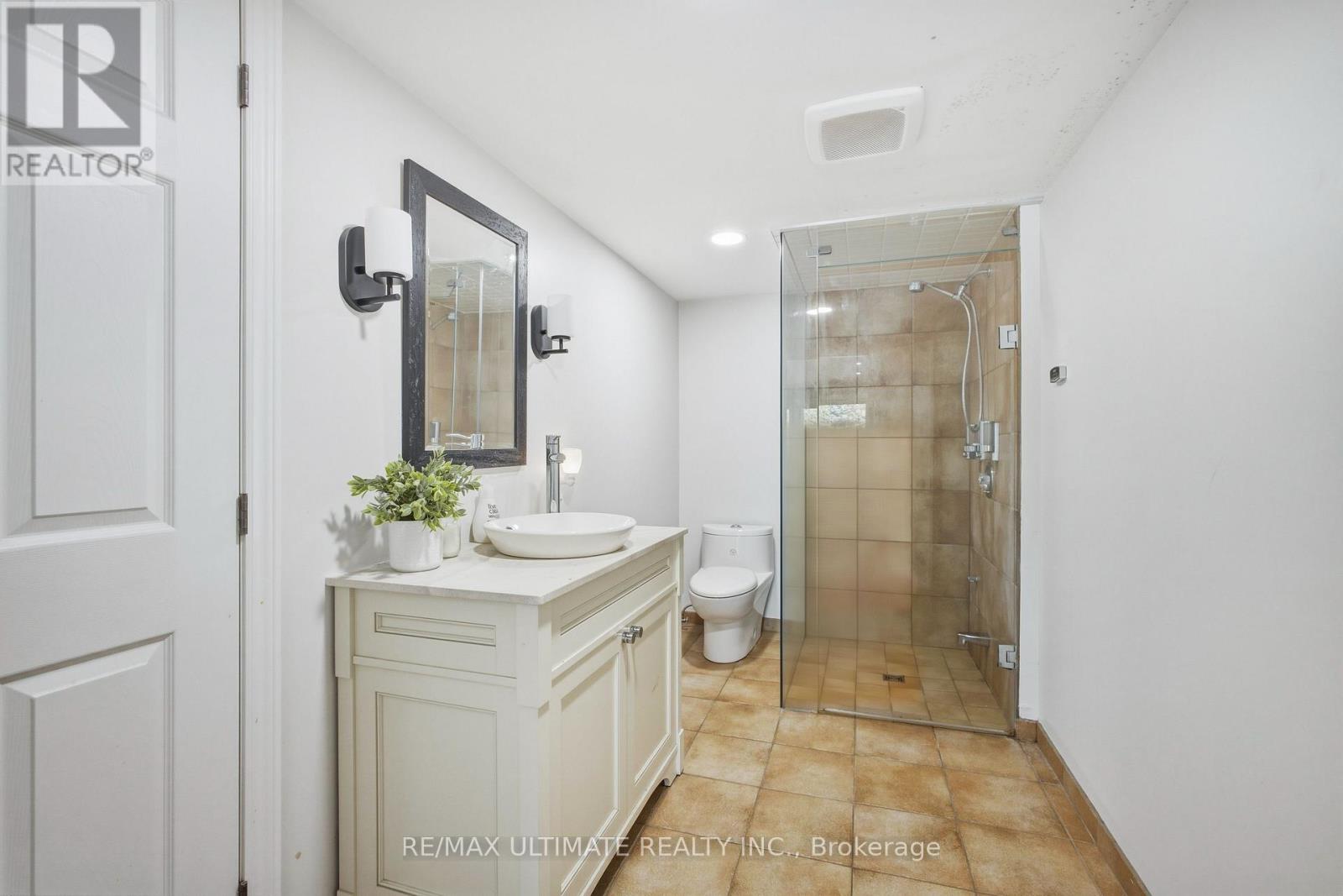 873421 5th Line Estates, Mono, ON photo 13
