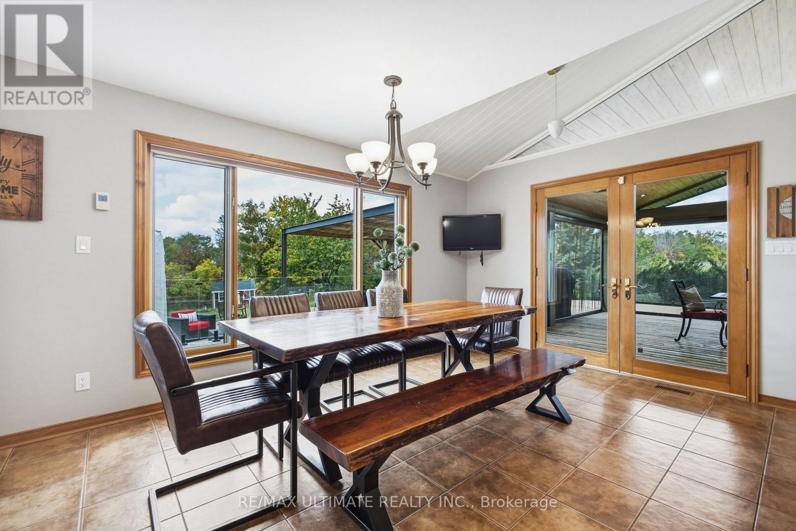 873421 5th Line Estates, Mono, ON photo 4