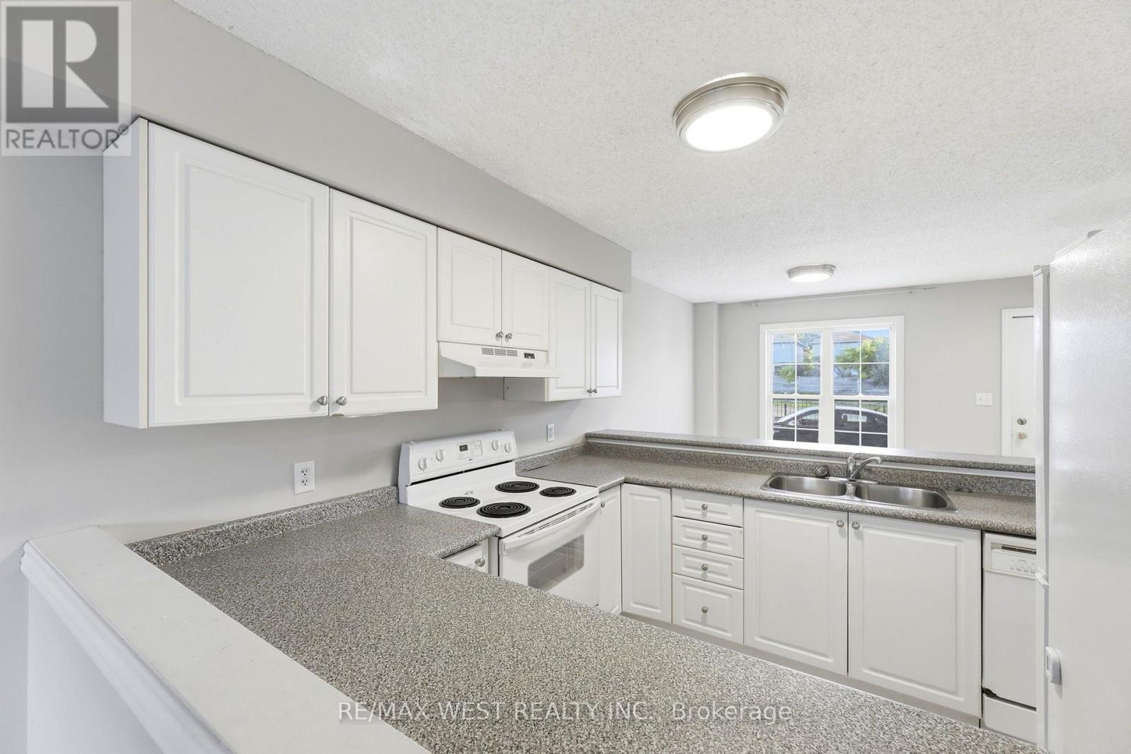 11- 600 Sarnia Road, London North, ON photo 15
