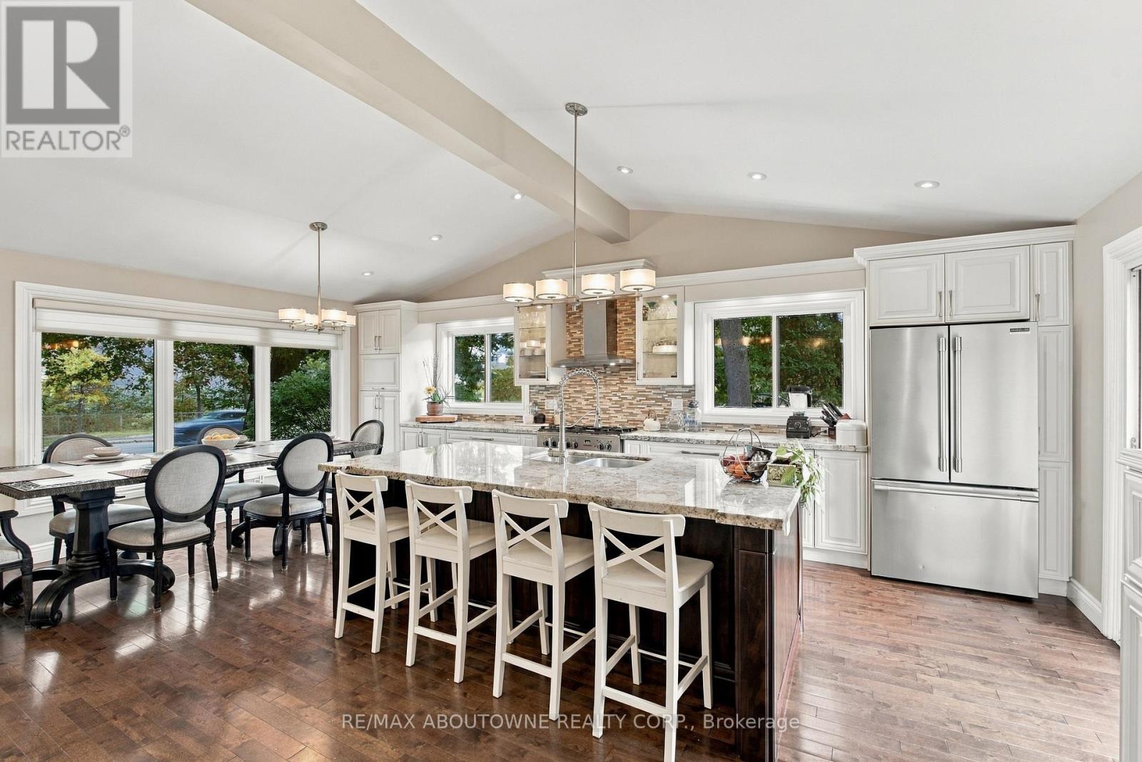 617 Scenic Drive, Hamilton, ON photo 7