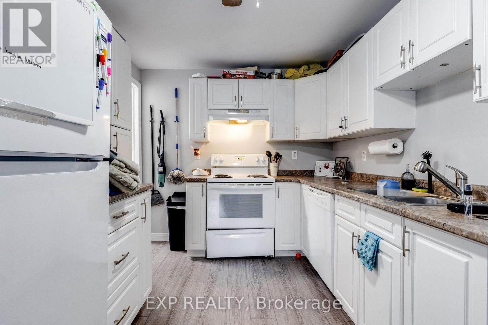 241 Grand Avenue East, Chatham-Kent, ON photo 20