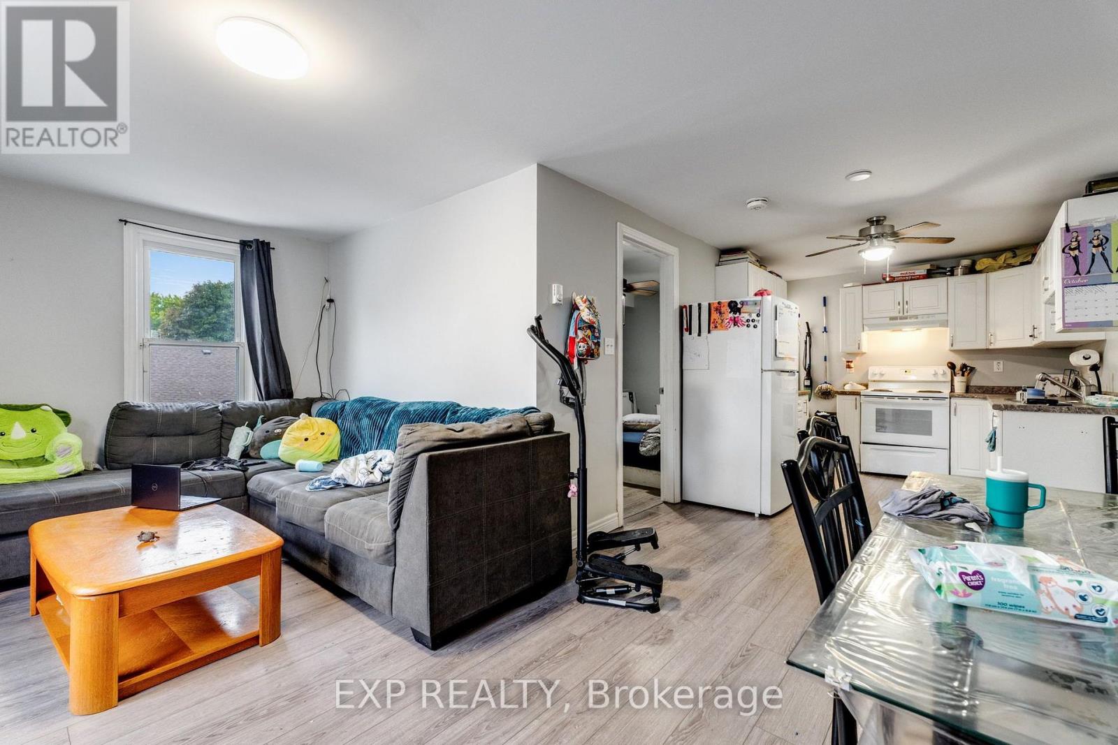 241 GRAND AVENUE E - 25