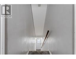 241 Grand Avenue E, Chatham Kent, ON N7L1W7 Photo 11