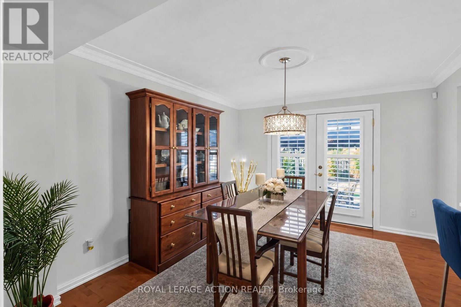 20 JAPONICA CRESCENT - 11