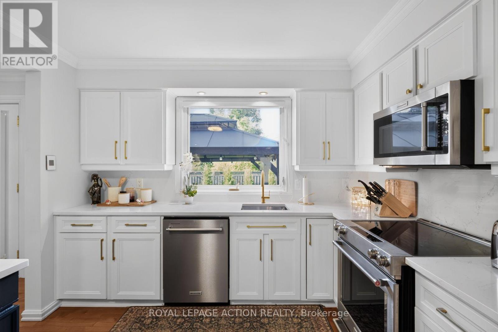 20 JAPONICA CRESCENT - 16