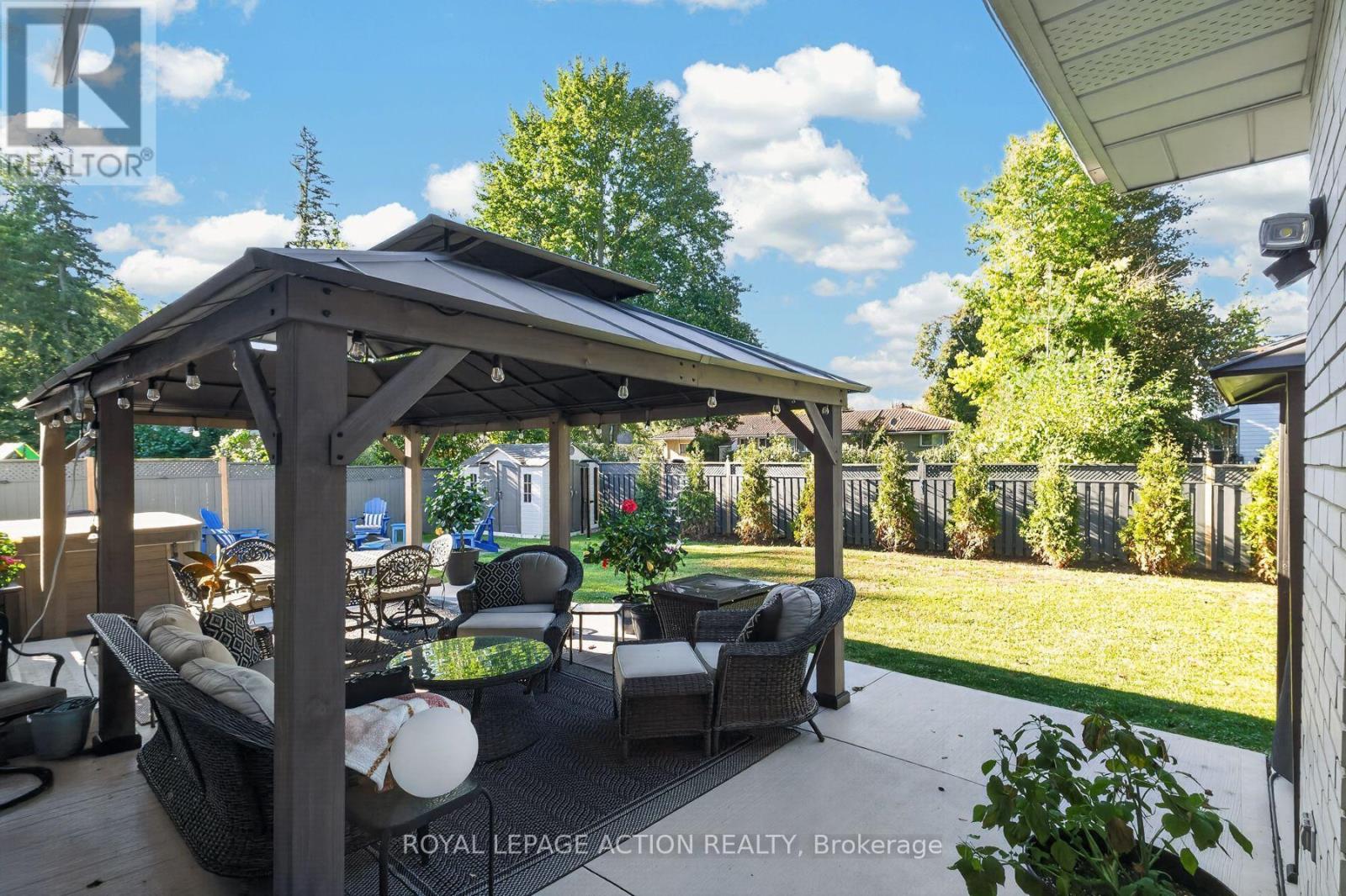 20 Japonica Crescent, Brantford, ON photo 36