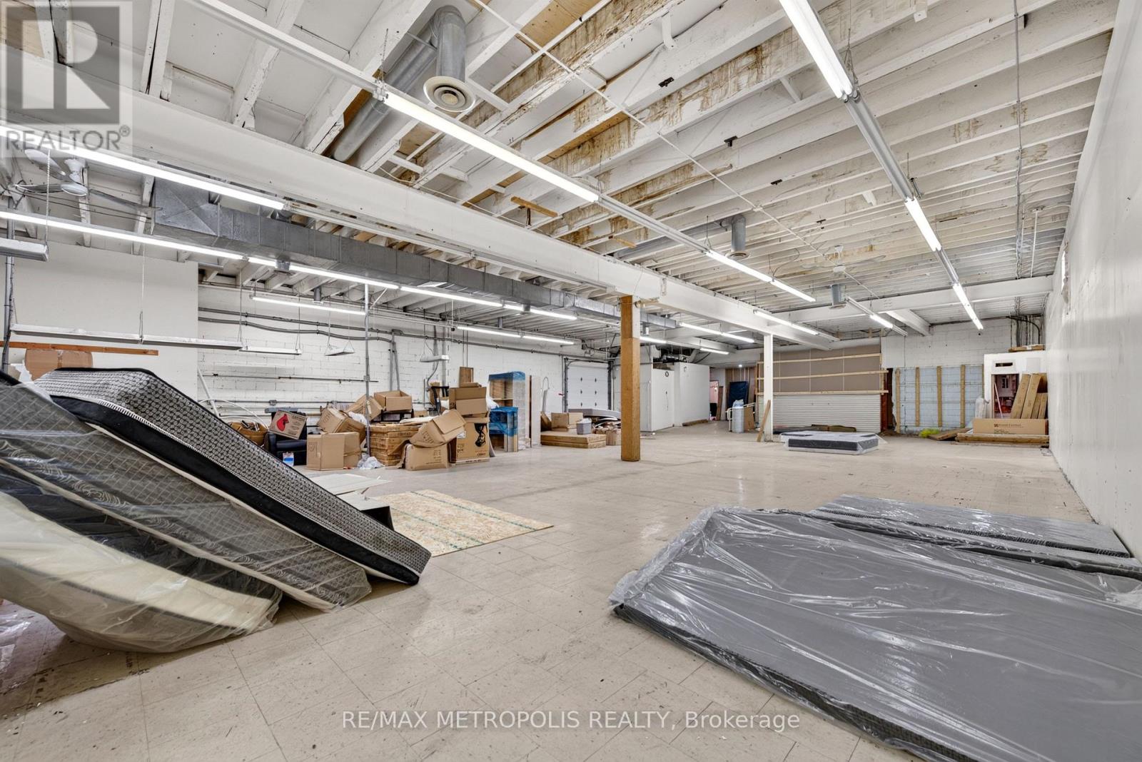 551 YORK STREET, London East (East K) — photo 6