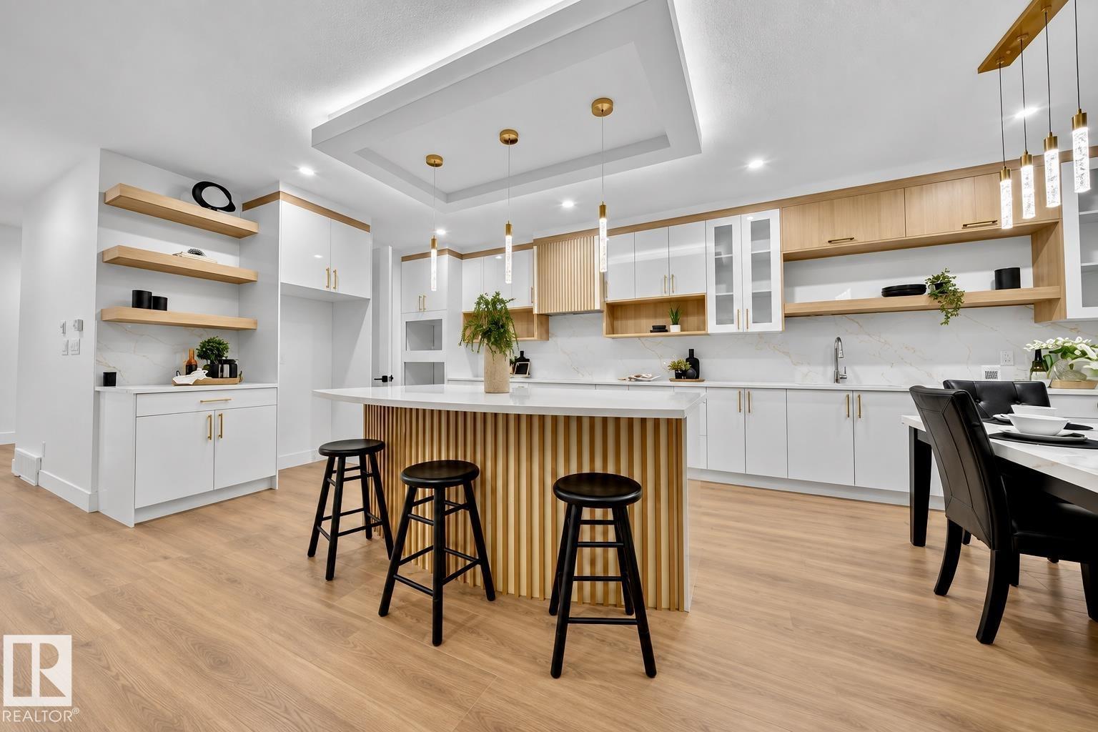 2019 156 AVE NW - 7