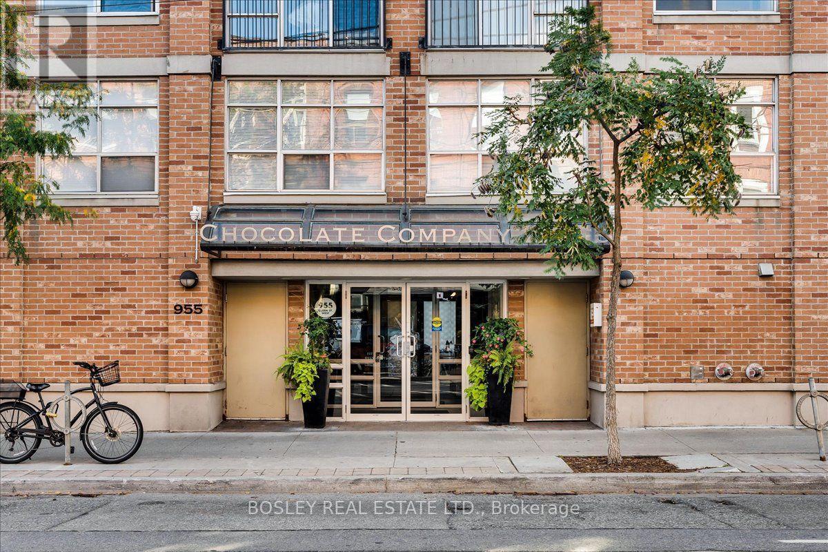 #116 955 QUEEN STREET W - 1
