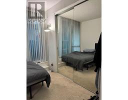410 - 770 Bay Street, Toronto, ON M5G1N6 Photo 10