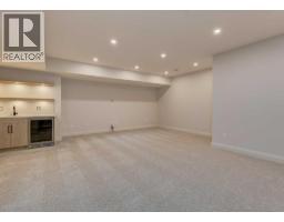 70A Montrose Crescent NE - photo 43