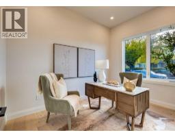 70A Montrose Crescent NE - photo 3