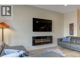 2pc Bathroom - 747 Patterson Avenue Unit# 2, Kelowna, BC V1Y5C9 Photo 8