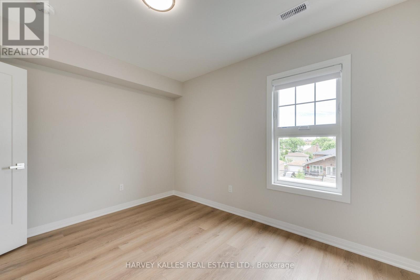 165 Spalding Road — photo 35