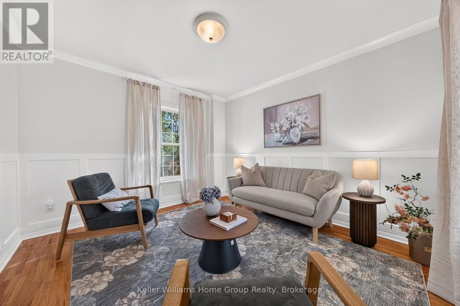 130 YORKSHIRE STREET N - Image 27