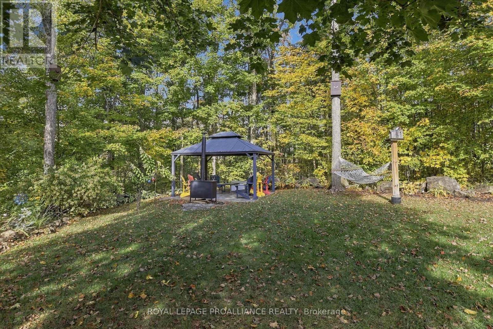 139 LAKELAND AVENUE S - Image 33