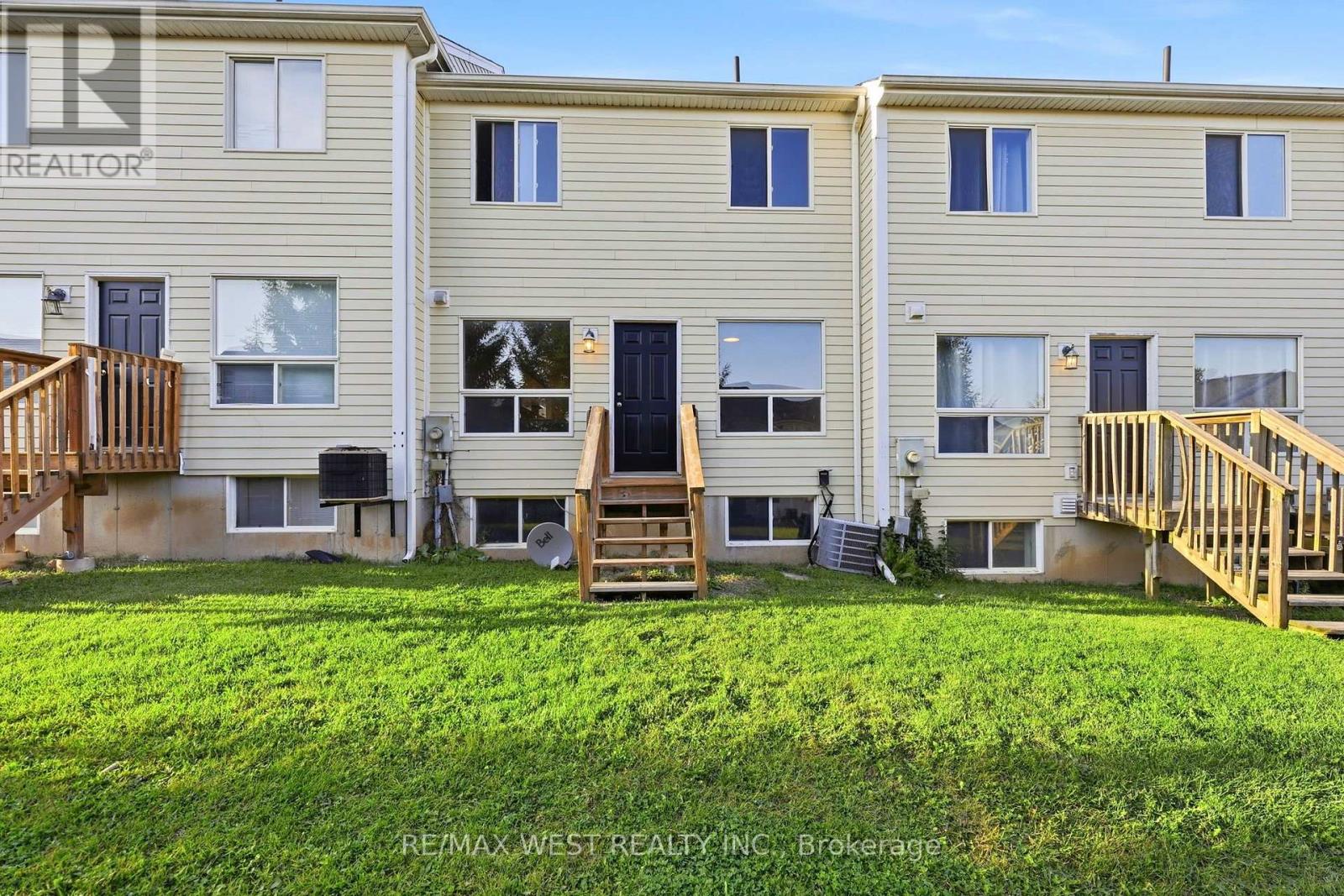 11- 600 Sarnia Road, London North, ON photo 33