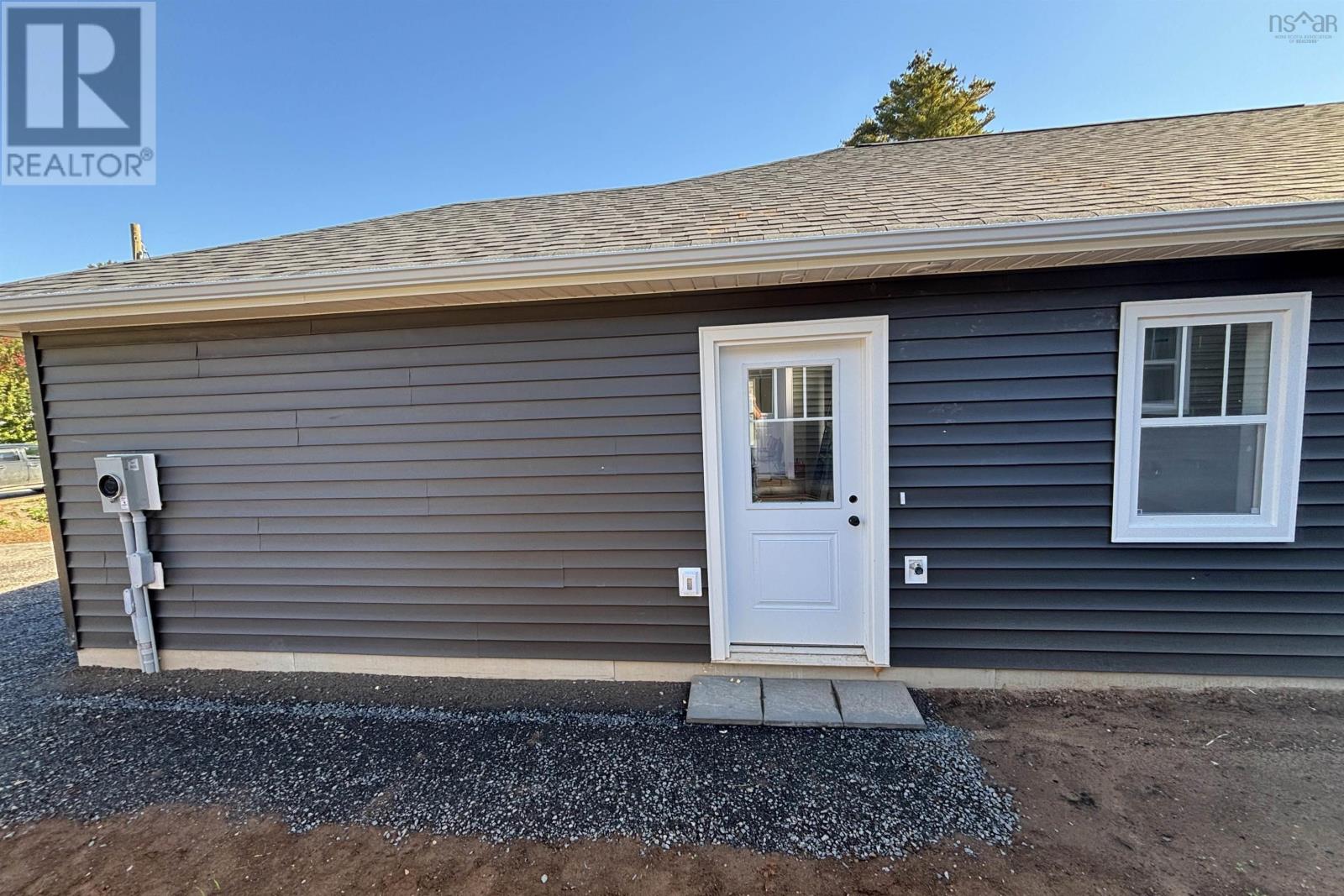 16 Hale Road - 15