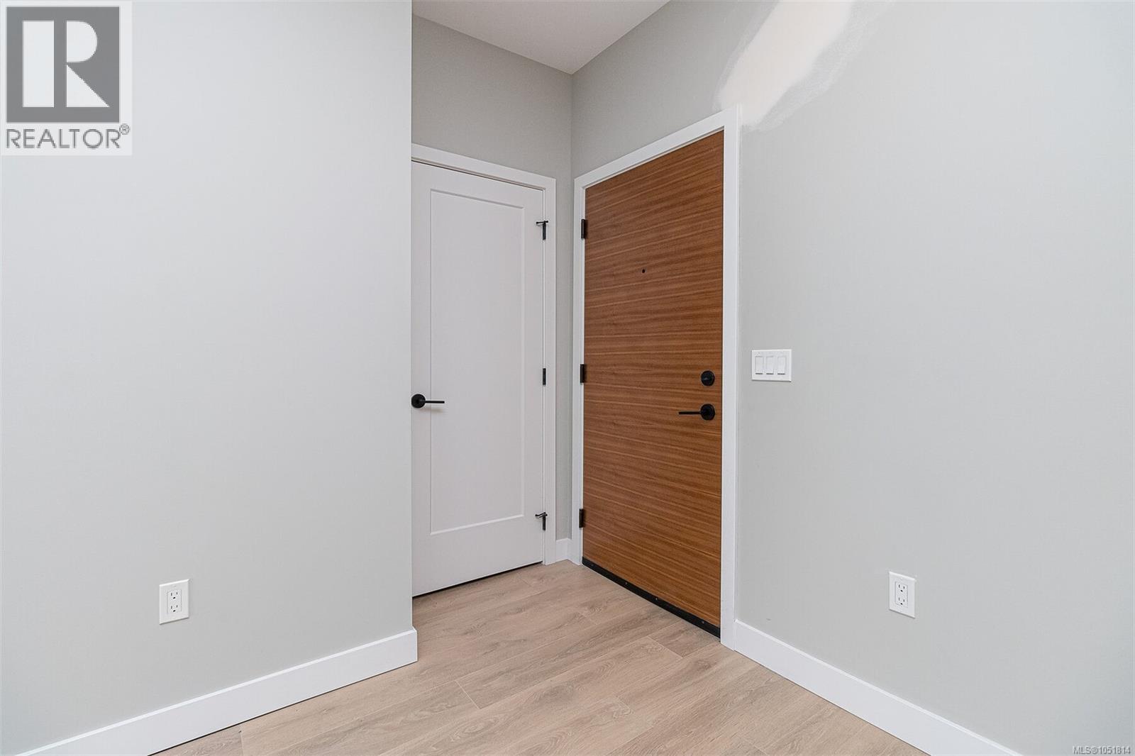 606 967 Whirlaway Cres, Langford