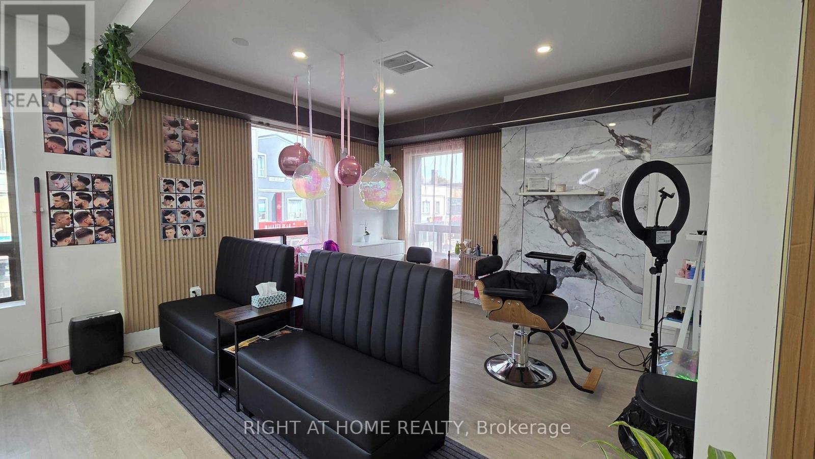 280 Havelock Street — photo 18