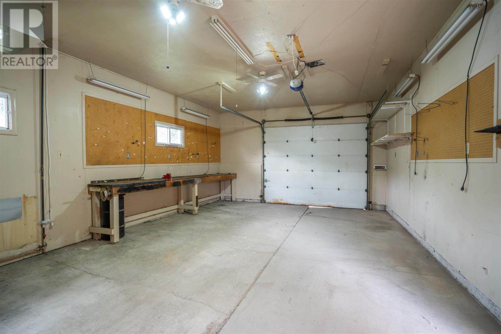 39 Routledge AVE - Image 31