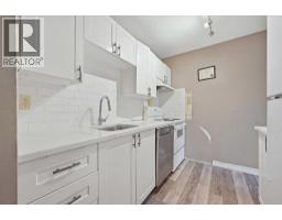 419 Huntsville Crescent NW - photo 37