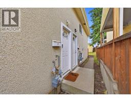 419 Huntsville Crescent NW - photo 4
