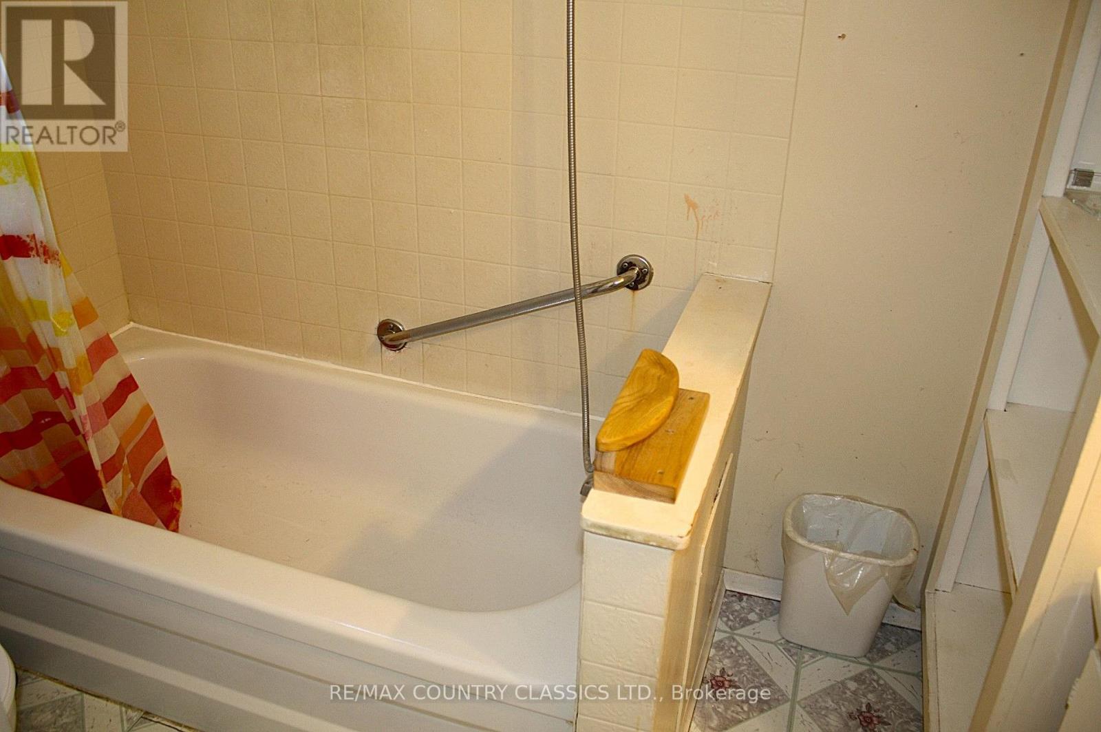79 Wollaston Lk Road — photo 15