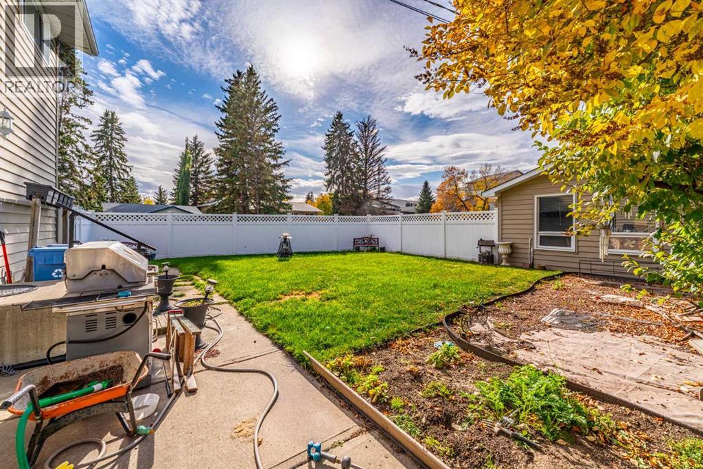 404 Attica Drive SE - 34