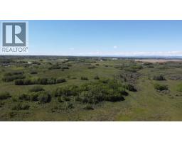 W-5.r-3,t-26,s-22, Q-se,, W-5.r-3,t-26,s-22, Q-sw Lochend Road Nw, Rural Rocky View County, AB T4C2B3 Photo 6