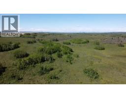 W-5.r-3,t-26,s-22, Q-se,, W-5.r-3,t-26,s-22, Q-sw Lochend Road Nw, Rural Rocky View County, AB T4C2B3 Photo 7