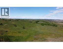 W-5.r-3,t-26,s-22, Q-se,, W-5.r-3,t-26,s-22, Q-sw Lochend Road Nw, Rural Rocky View County, AB T4C2B3 Photo 9