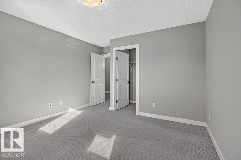 12 MEADOWLAND CR - 20