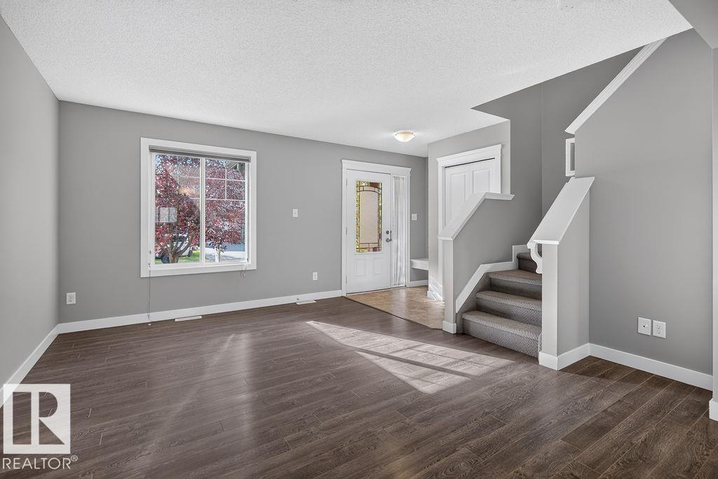 12 MEADOWLAND CR - 5