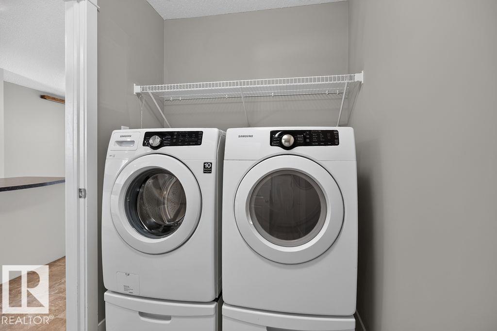 12 MEADOWLAND CR - 30