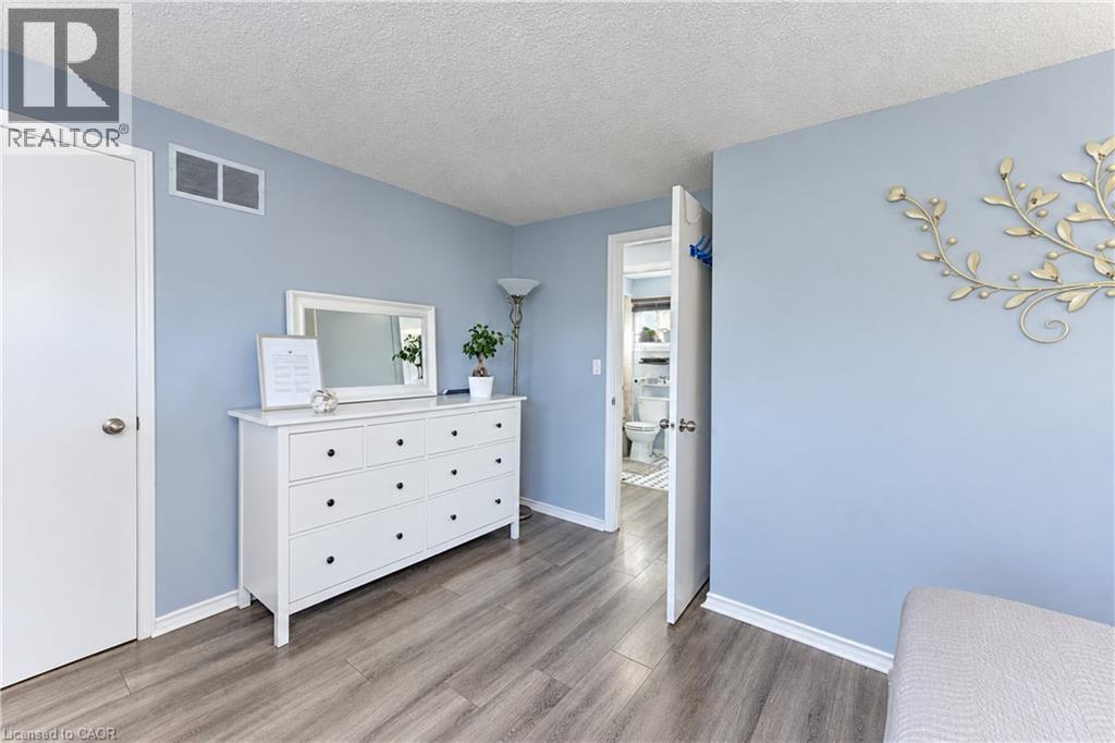 190 Nith River Way — photo 18