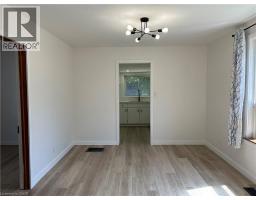 Sunroom - 191 Queen Street N, Simcoe, ON N3Y3Y7 Photo 11