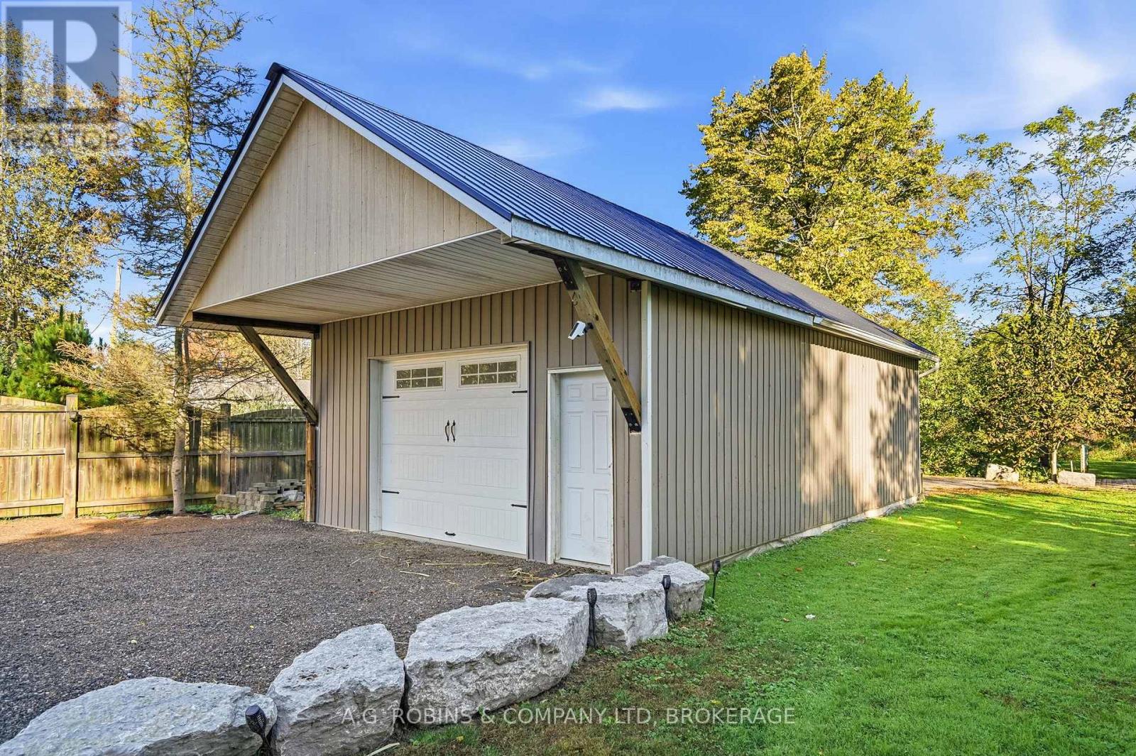 10448 LAKESHORE ROAD - Image 41
