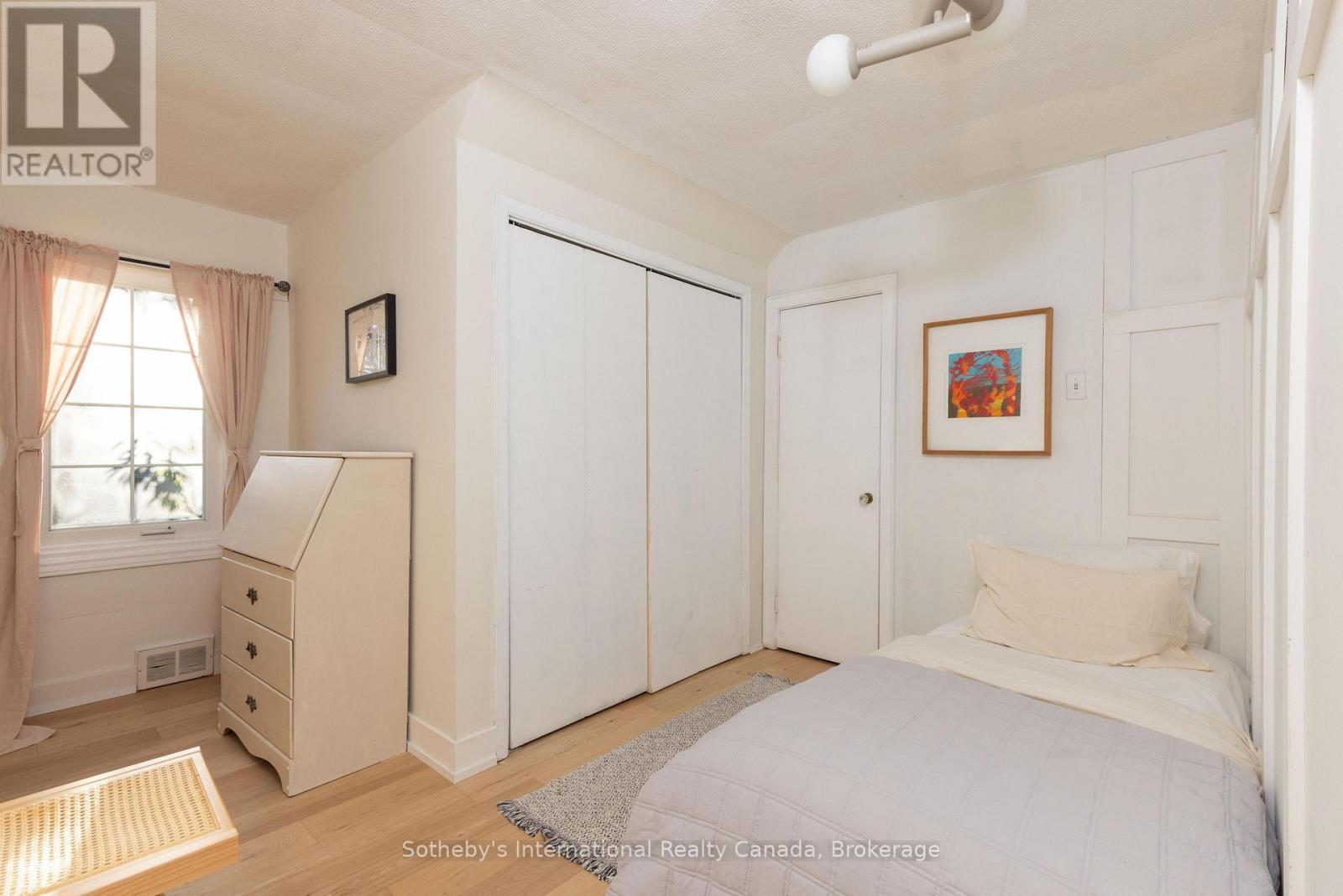 27 ARCADE CRESCENT - Image 44