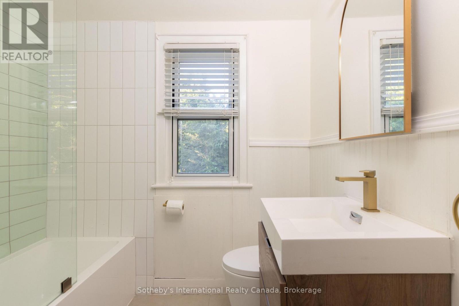 27 ARCADE CRESCENT - Image 46
