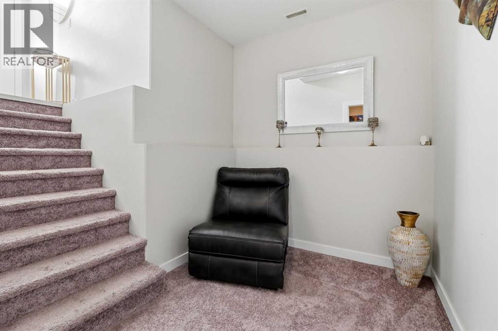 Listing photo – 154 Livingston Close, Red Deer