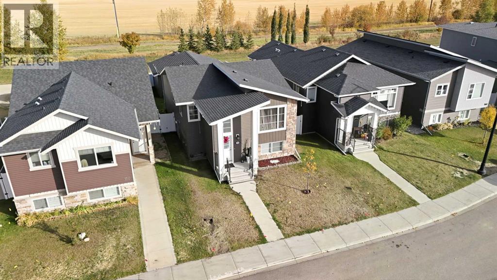 Listing photo – 154 Livingston Close, Red Deer