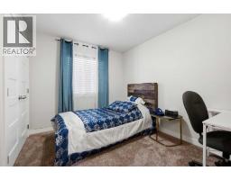 154 Livingston Close, Red Deer, AB T4R0S8 Photo 16
