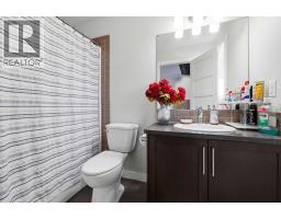 154 Livingston Close, Red Deer, AB T4R0S8 Photo 17