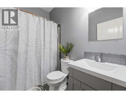 154 Livingston Close, Red Deer, AB T4R0S8 Photo 24