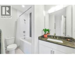 881 Salsbury Drive, Vancouver, BC V5L4A3 Photo 14