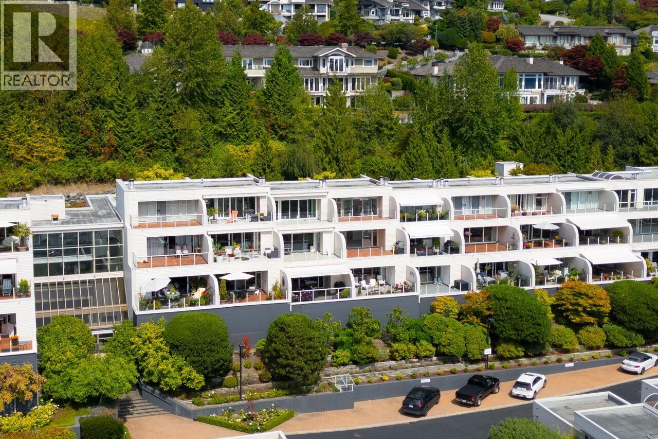 210 2274 FOLKESTONE WAY, West Vancouver