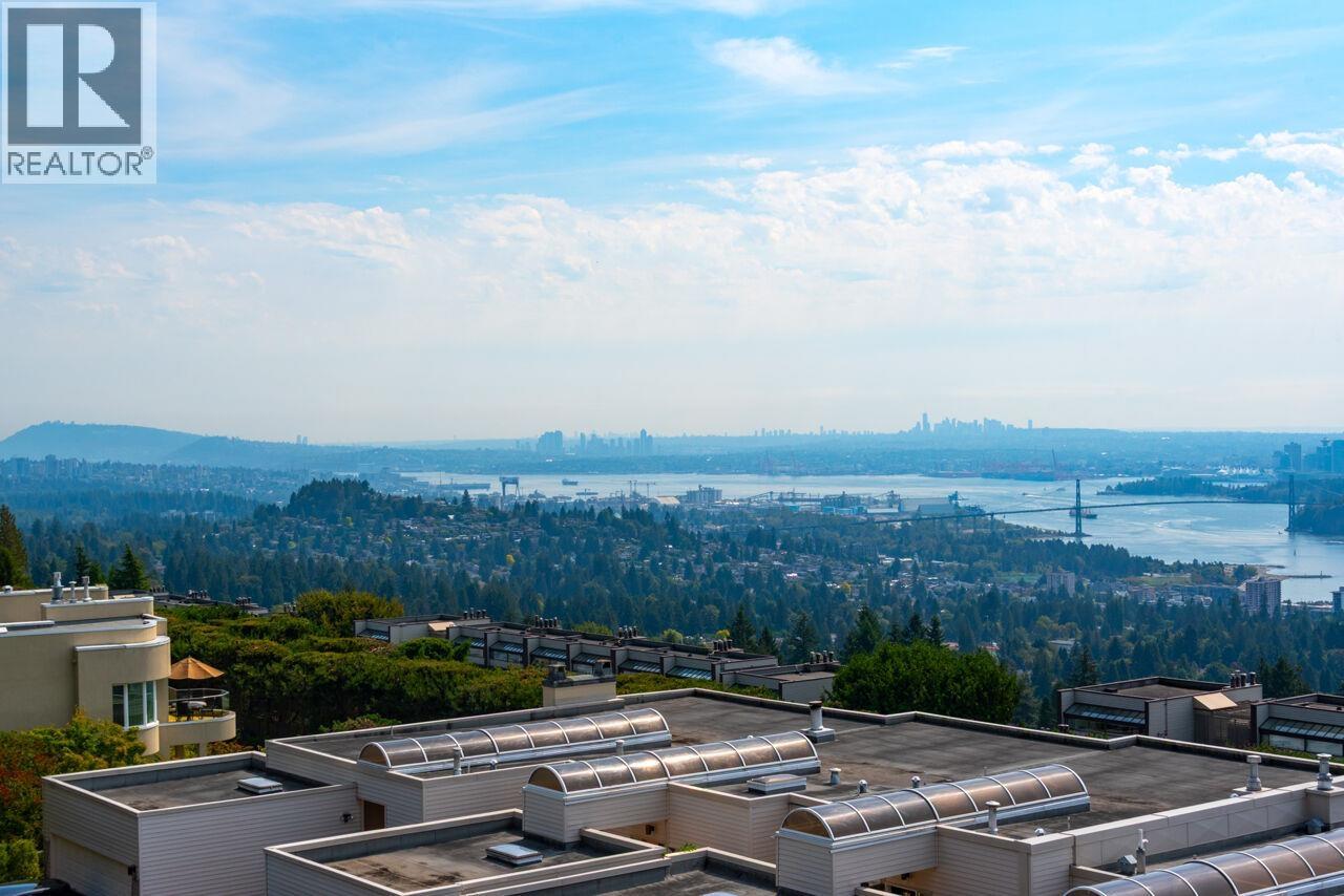 210 2274 FOLKESTONE WAY, West Vancouver