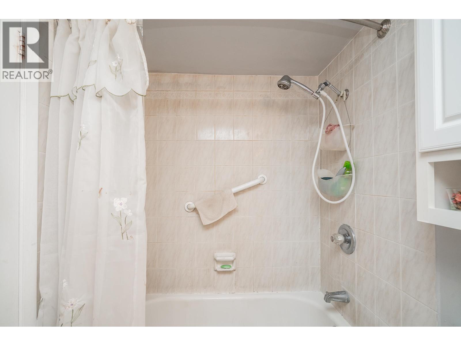 2503 3737 BARTLETT COURT, Burnaby - Image 1